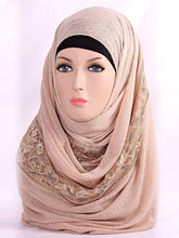 Fancy Lace With Stone Hijab